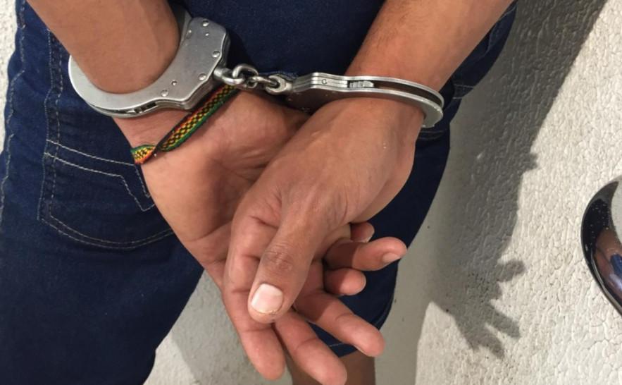 Homem tenta matar vítima com facadas e é condenado