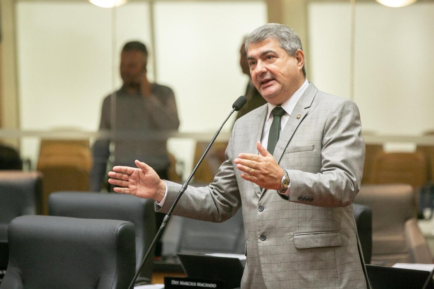 Lunelli sobe o tom na Alesc e cobra investigação sobre STF: “Ninguém está acima da lei”