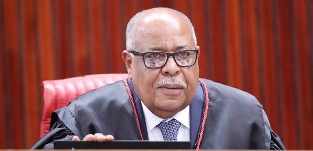 Ministro do STJ deixa caso Master após indícios de proximidade com Vorcaro