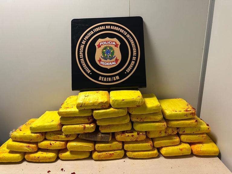 PF apreende 37 kg de skunk no Aeroporto de Manaus/AM