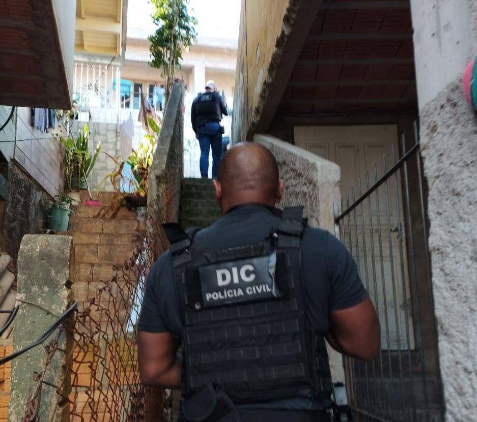 POLÍCIA CIVIL DE SANTA CATARINA PRENDE FORAGIDO PELO CRIME DE HOMICÍDIO NO RIO GRANDE DO SUL