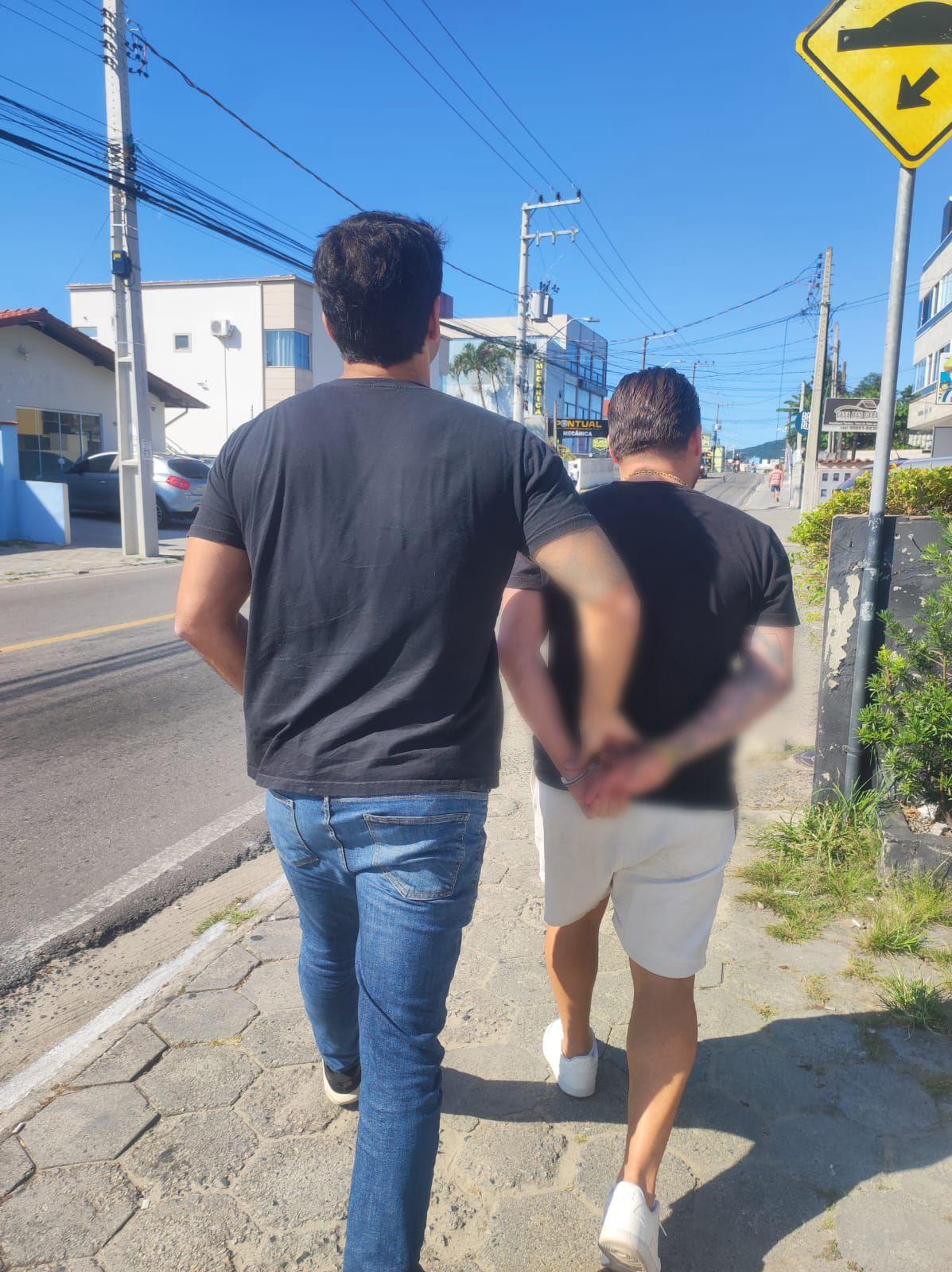 Polícia Civil prende estelionatário na Capital