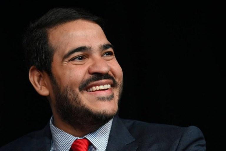 Sistema financeiro fecha com Jorge Messias para o STF