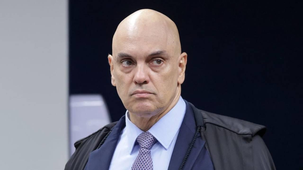 Transparência cobra explicações sobre uso de jatinhos