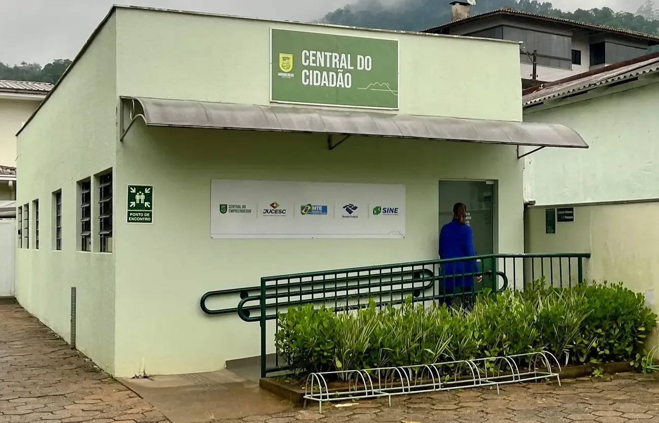 Central do Cidadão oferece serviços de emprego, regularização fiscal e apoio ao empreendedorismo
