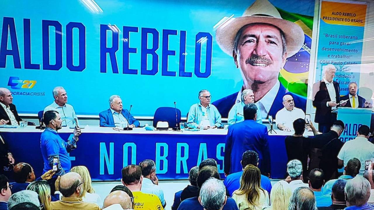 Rebelo critica ‘balão de ensaio’ do DC com Joaquim Barbosa
