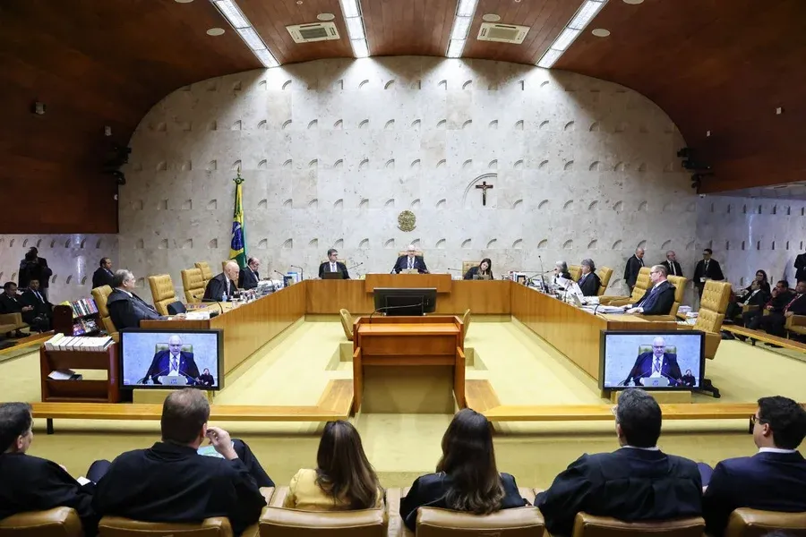 STF inicia julgamento de ação contra mudanças na Lei da Ficha Limpa