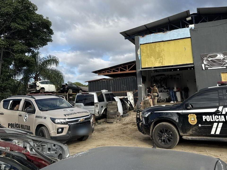 Ação integrada desarticula célula de facção criminosa, prende casal e resgata cães em Araquari