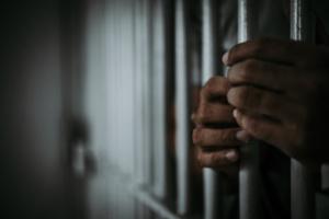 Homem que matou ex-companheira e filho dela com 142 facadas é condenado