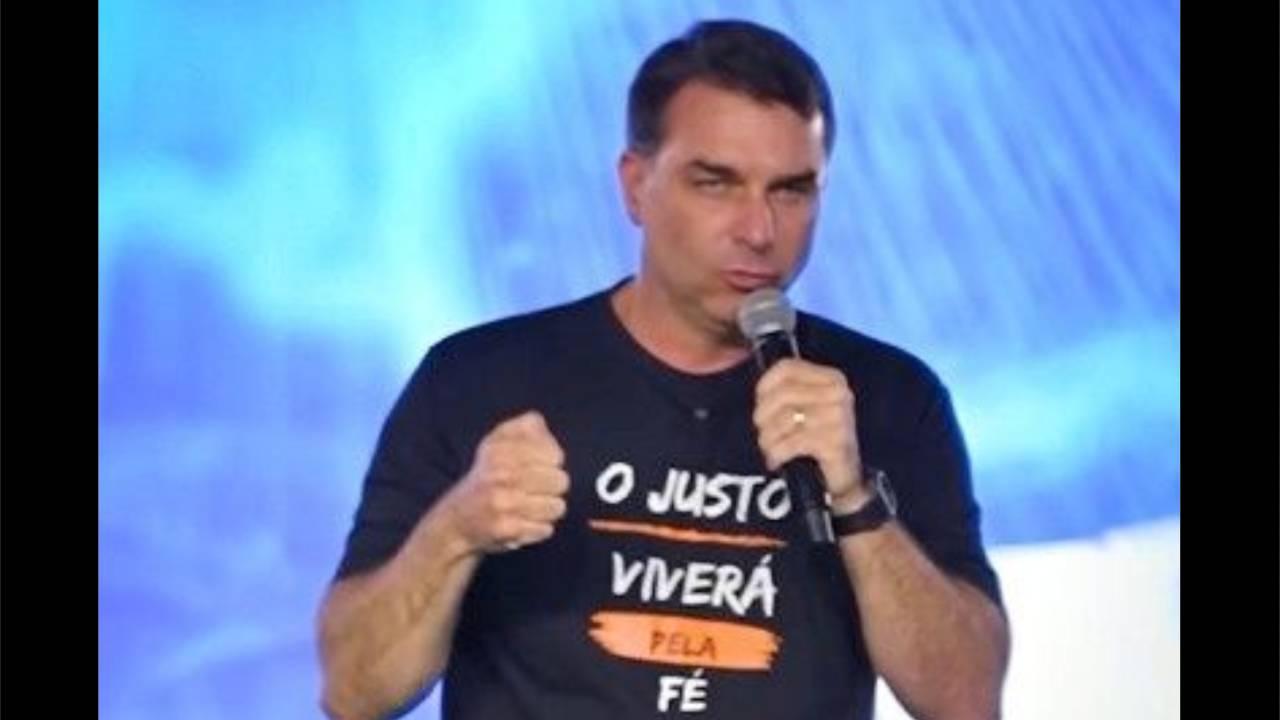 Já usando colete, Flávio deve reforçar segurança