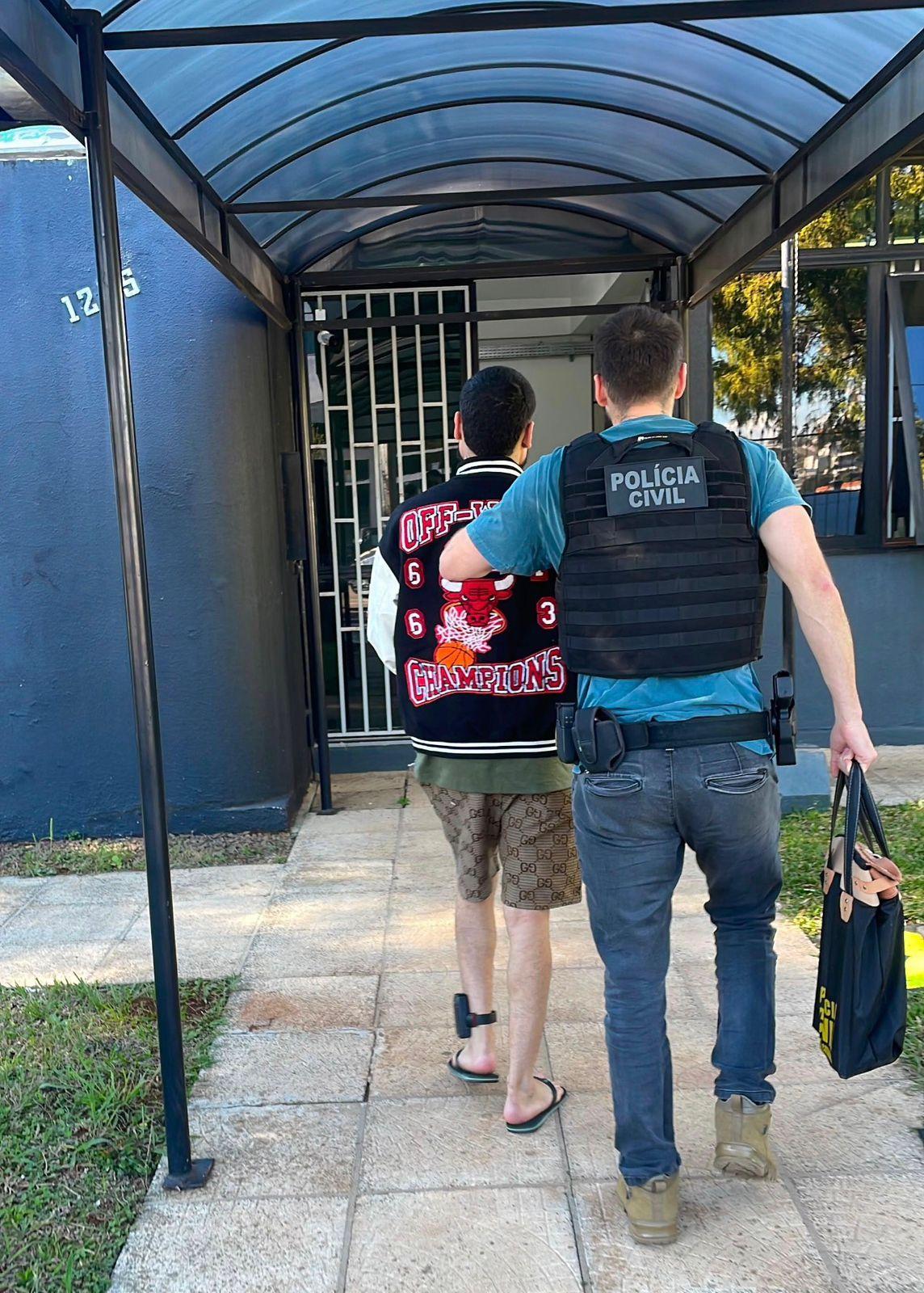 Polícia Civil cumpre mandado de prisão temporária contra homem por torturar uma mulher em São Lourenço do Oeste