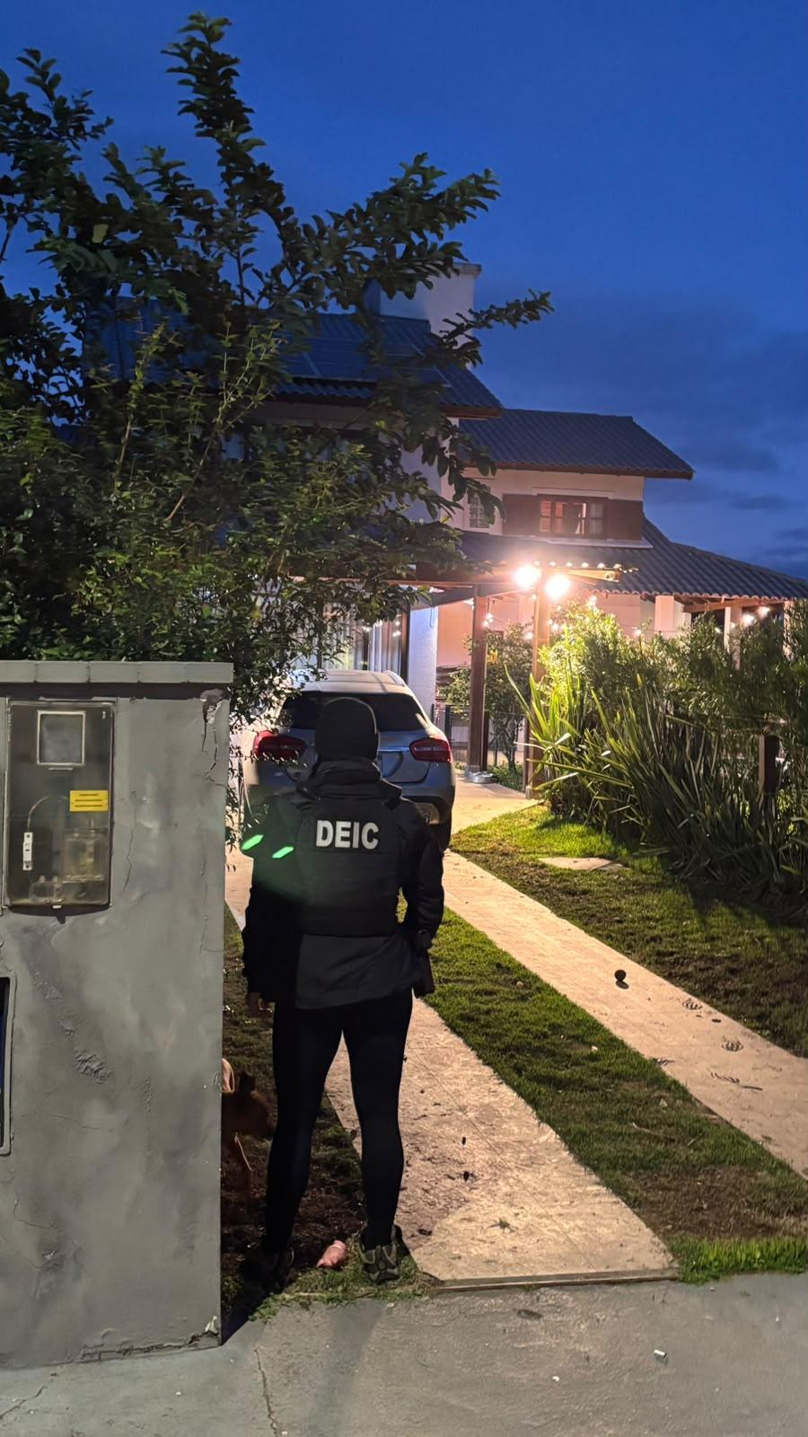 Polícia Civil prende empresário e contador de organização criminosa