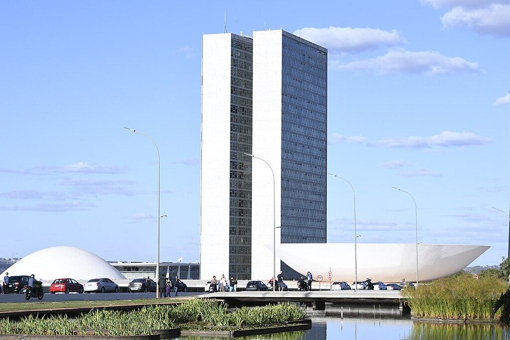 Prisão na 2ª instância continua parada no Congresso