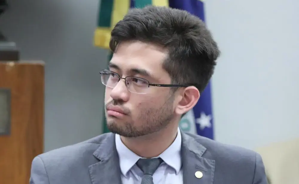 CCJ da Câmara pauta votação de PEC que pode limitar IPVA a 1% do valor do carro