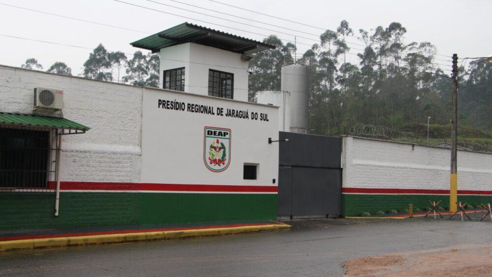 Polícia Civil cumpre mandado de prisão preventiva por tentativa de homicídio em Jaraguá do Sul
