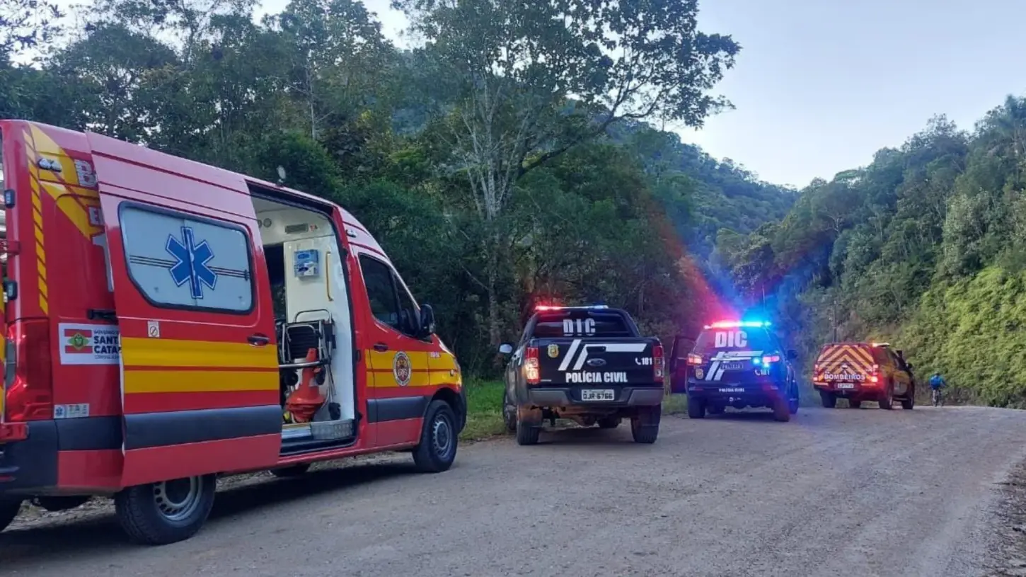 Polícia Civil prende investigado por roubo e sequestro e localiza vítima com vida em Joinville