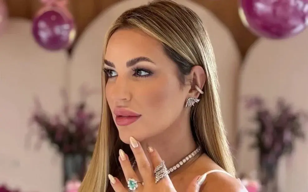 STJ mantém prisão da influenciadora Deolane Bezerra