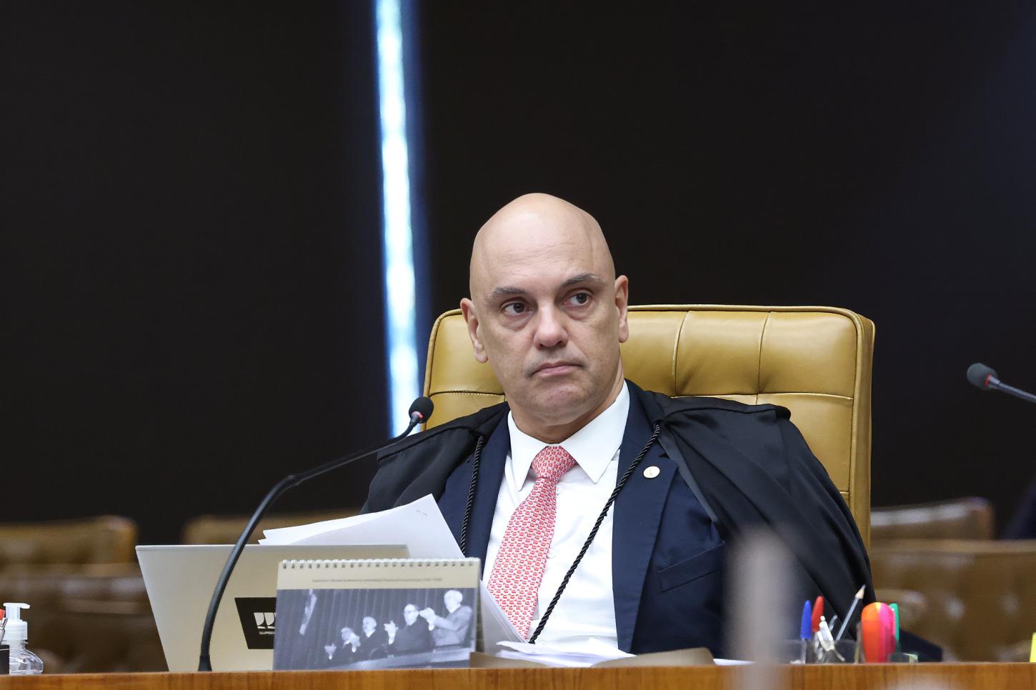 Alexandre de Moraes rebate críticas sobre inquérito contra jornalista do caso Dino