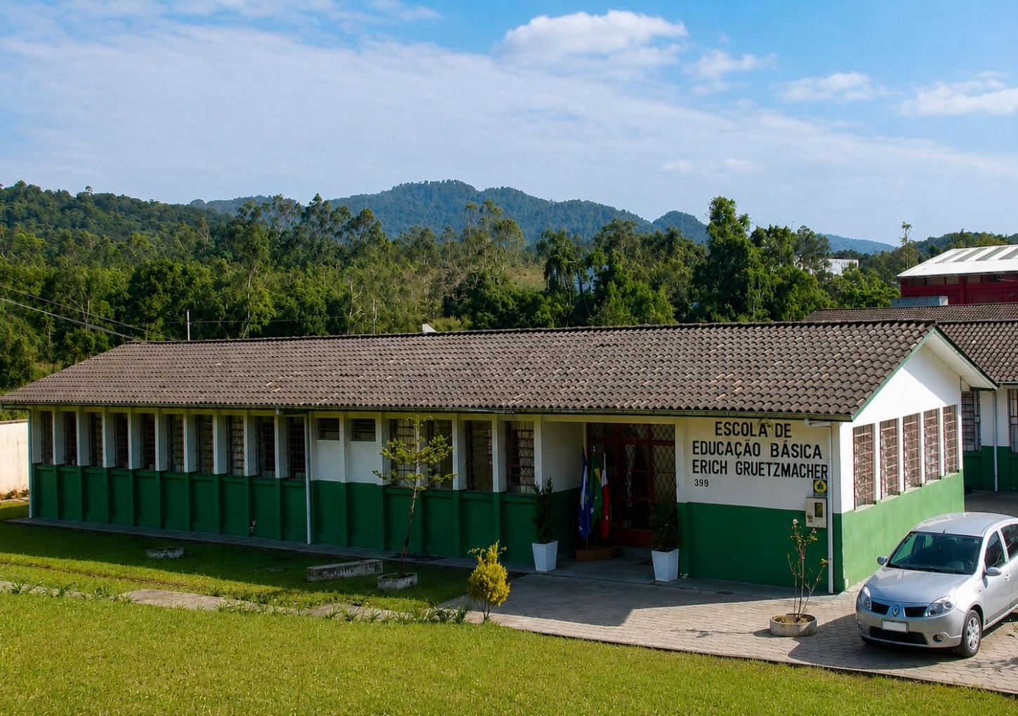 Lunelli tem indicação aprovada para ampliação de escola em Jaraguá do Sul