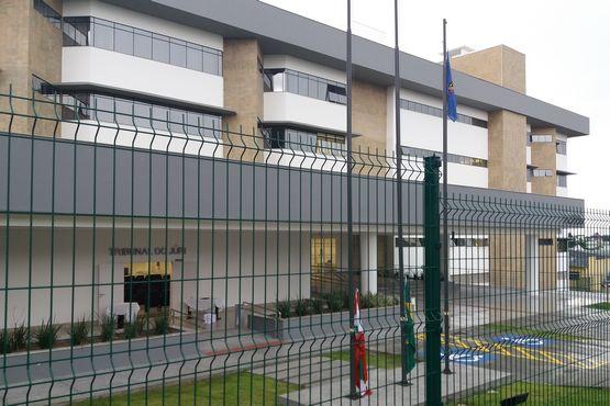 Acusado de homicídio, tentativa de feminicídio e lesão corporal é condenado a 51 anos de prisão em Canoinhas