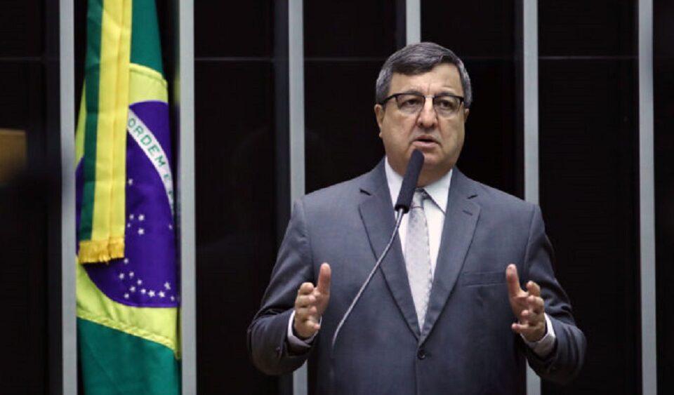 Deputado propõe reforma do Judiciário com mandato de 8 anos e freios ao STF