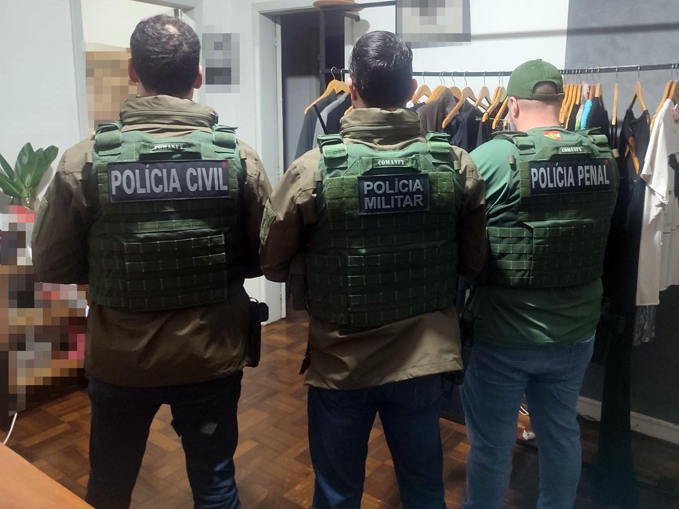 GAECO/MPSC prende foragido por homicídio e porte ilegal de arma de fogo em Lages