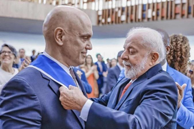 Lula deve muito a Moraes para ‘largar’ sua mão e fingir distância do ministro enrolado com Vorcaro