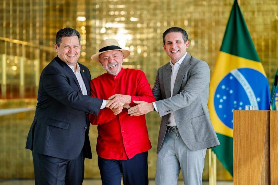 Lula fala mal das emendas, mas liberou R$25,7 bilhões este ano para deixar estes senhores rindo à toa