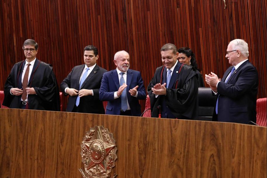 Aparelhado, TSE dá sinais de irrelevância na eleição