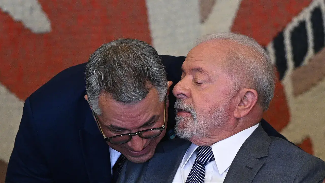 Esquema do Master com fundos de pensão renderia R$ 1 bilhão ao PT, diz revista