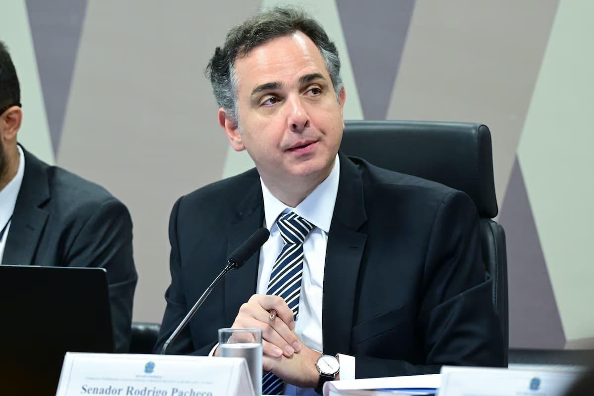 Pacheco toma posse quase às escondidas como ministro do TCU