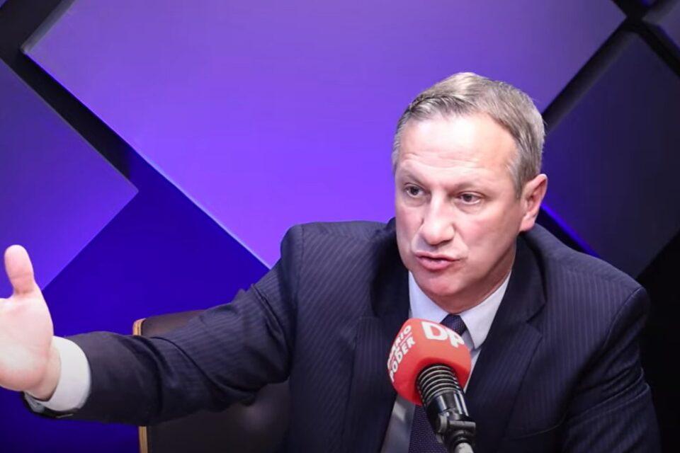 Sanderson diz que chances de Alcolumbre continuar na presidência do Senado são zero