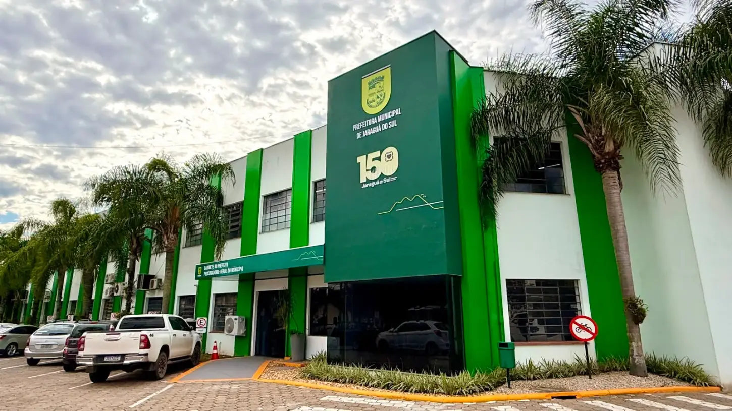 Veja como ficam os serviços da Prefeitura no ponto facultativo do Dia do Servidor e no feriado de Finados
