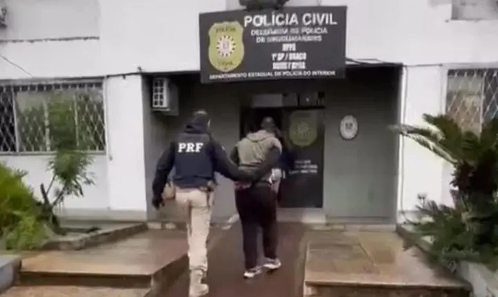 Adolescente de 15 anos é abandonado pelo pai às margens da BR-290; homem acaba preso após ser encontrado em um táxi durante as buscas da PRF