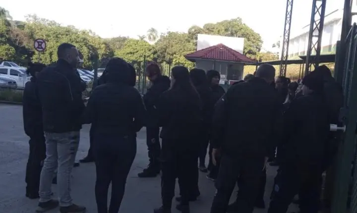 Empresa de Vigilantes terceirizada da SEJURI/SC atrasa folha de pagamento mais uma vez