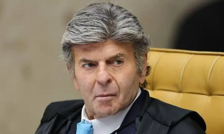 Fux dá 10 dias para Alcolumbre se manifestar sobre visitas de citados no Master ao Senado