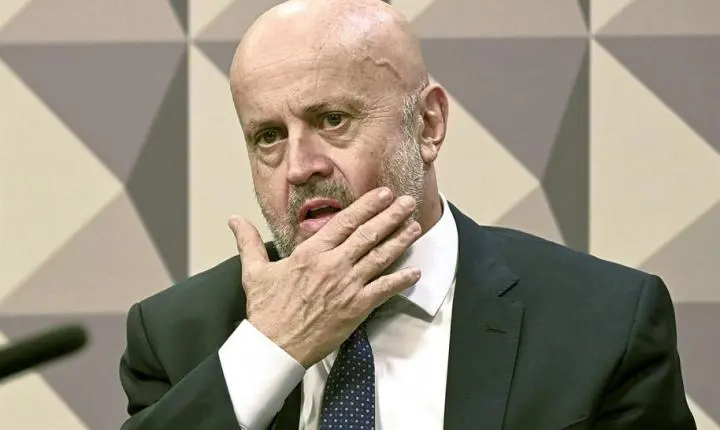 Gatunagem no INSS: PF indicia ‘Careca’ e ex-dirigentes, mas poupa filho de Lula