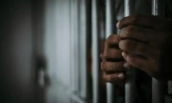 Homem que matou ex-companheira e filho dela com 142 facadas é condenado