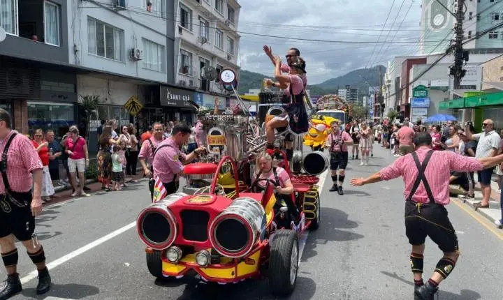 Inscrições para Desfile Festivo da 36ª Schützenfest seguem até amanhã - terça-feira (13)