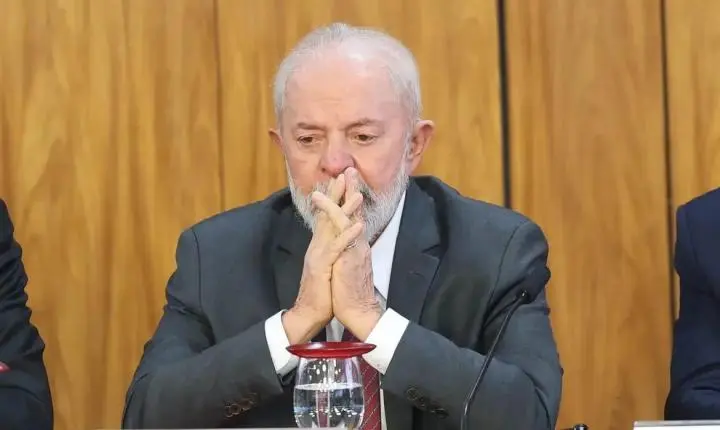 Lula arruma pretexto para não encarar debate na Band