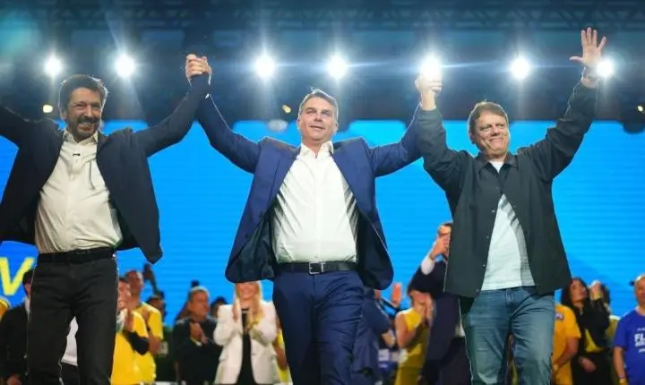 MDB oficializará terça-feira decisão de apoiar Flavio Bolsonaro para presidente