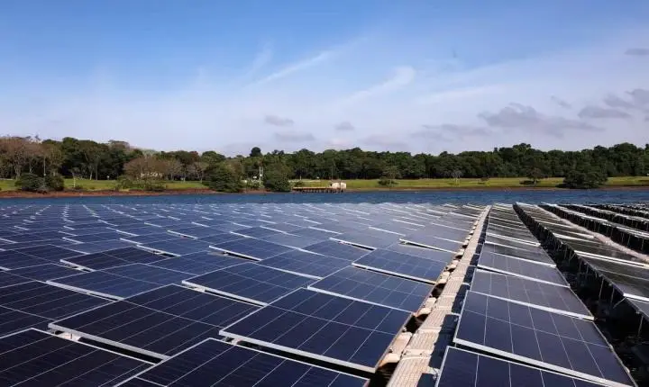 Mercado de energia solar recua 48% no Brasil no primeiro semestre