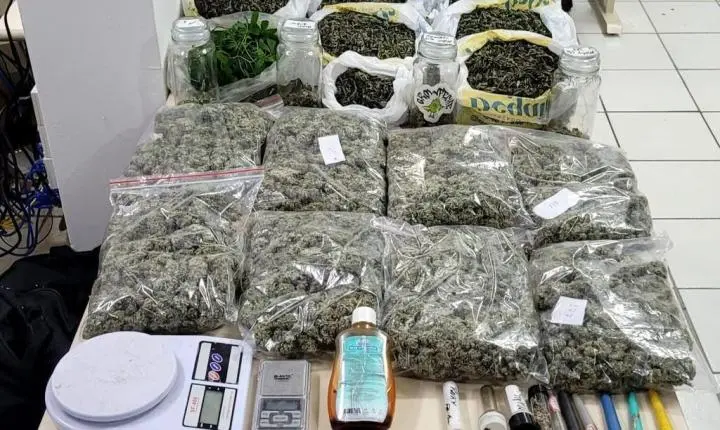 Polícia Civil cumpre mandado de prisão em investigação sobre tráfico de drogas em Florianópolis