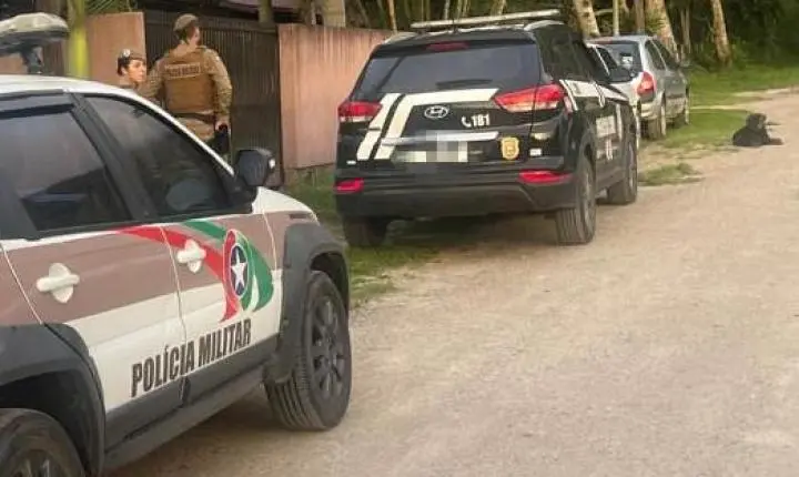 Polícia Civil e Polícia Militar deflagram operação integrada para cumprimento de mandados relacionados a roubo no bairro Itaguaçu