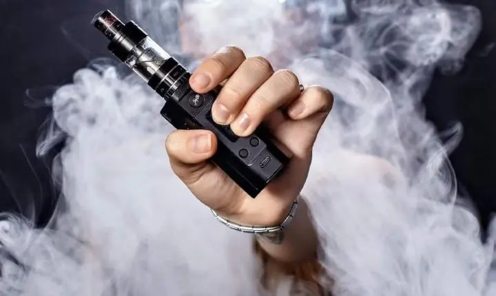Polícia Civil prende comerciante por venda de cigarros eletrônicos em Ascurra