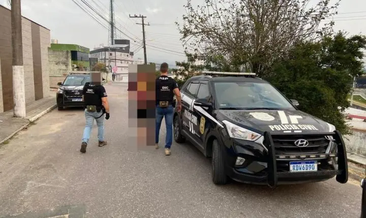 Polícia Civil prende suspeito de tráfico de drogas durante ação no bairro Águas Claras, em Brusque