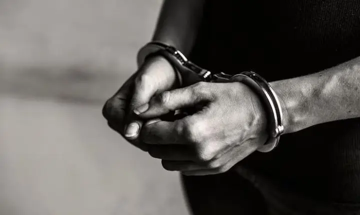 Réus são condenados por cinco tentativas de homicídio qualificado e falsa identidade em casa noturna de São José