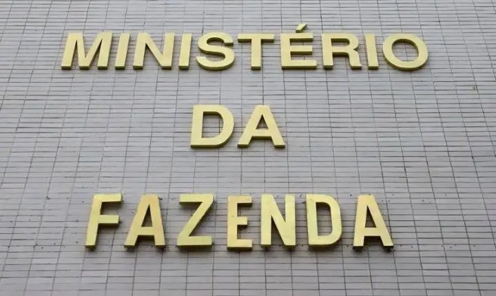 Todos os indicativos da dívida pública dispararam