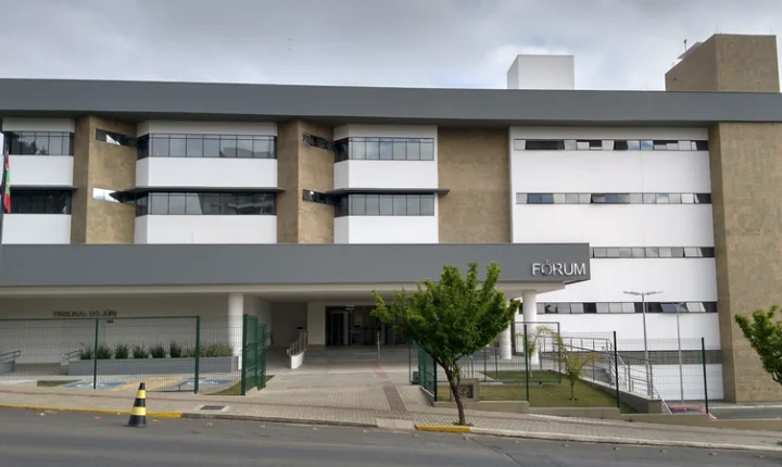 Tribunal do Júri de Canoinhas condena dupla a mais de 40 anos de prisão