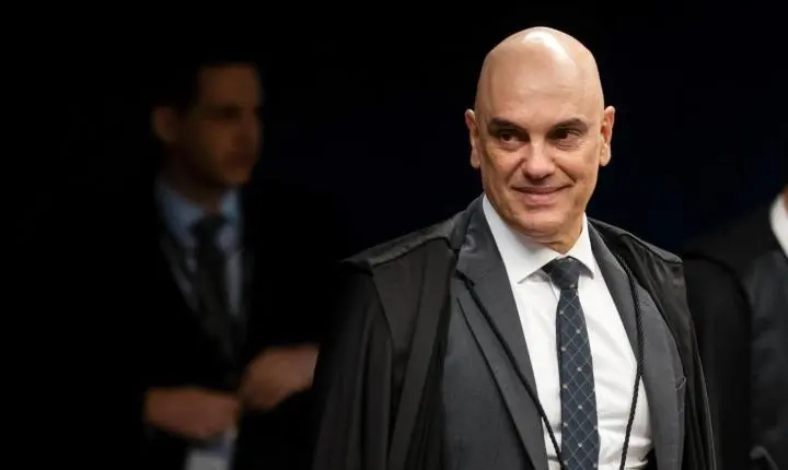 Vorcaro emitiu cartões com limite de R$ 300 mil para filhos de Moraes